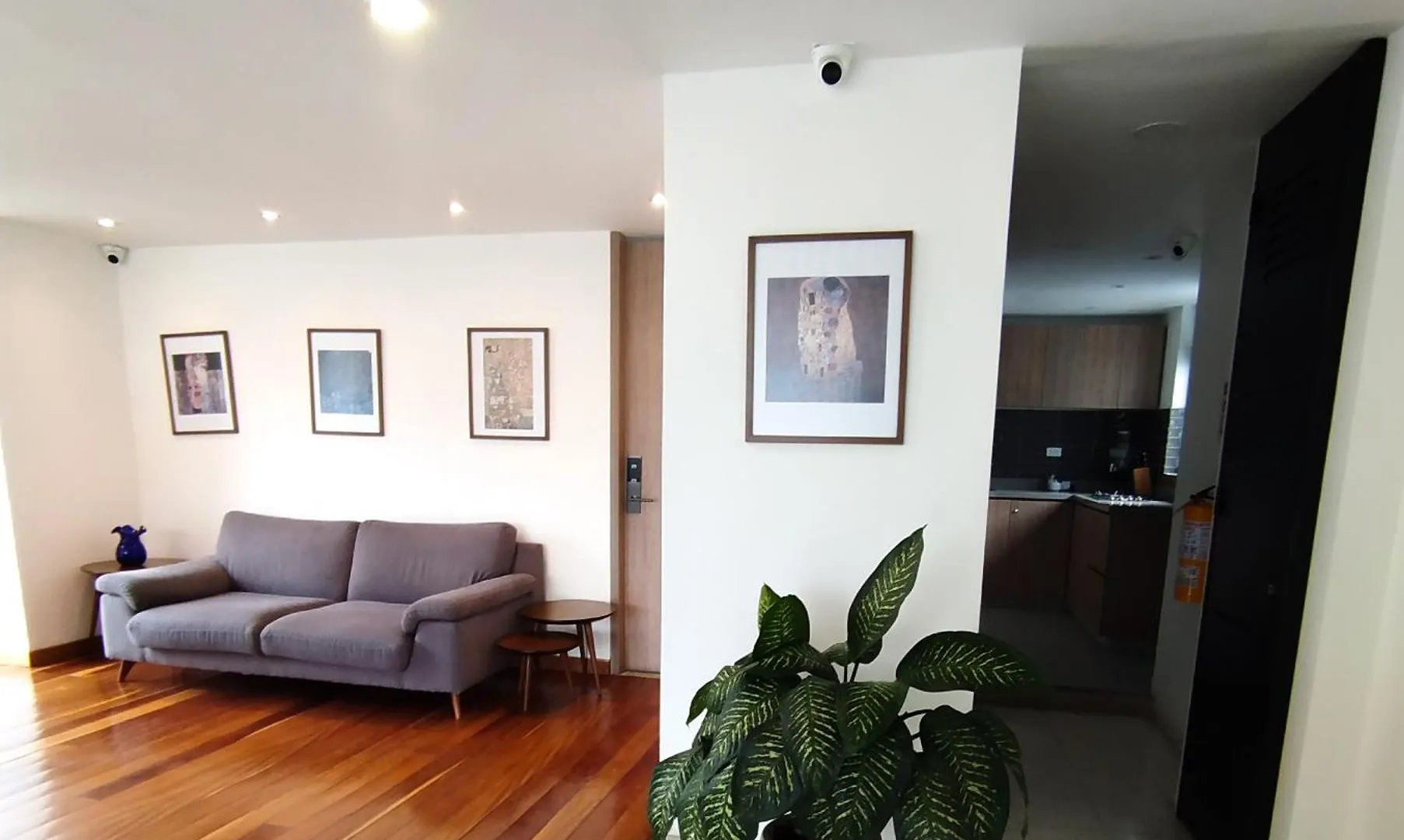 Eurolan 72 Hotel Bogota 0*,
